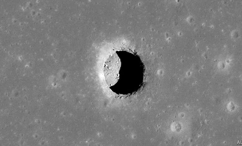 Para astronom telah menemukan sebuah gua di bulan