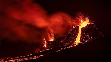 Apa Sebenarnya Pemicu Letusan Gunung Berapi Spektakuler di Islandia?