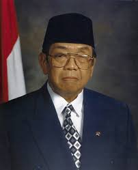 Biografi Gus Dur: Mengenal KH. Abdurrahman Wahid