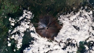 Garis Bebas Salju di Gunung Fuji Akhirnya Berakhir