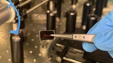 Terobosan Quantum Dot Membuat Laser Inframerah Terjangkau dan Skalabel